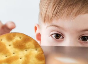 Crackers, Cookies